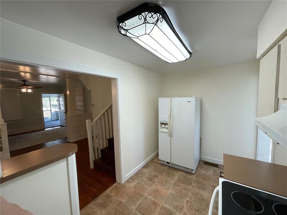 出租: $1,850 (1 贝兹, 1 浴室, 1645 平方英尺)