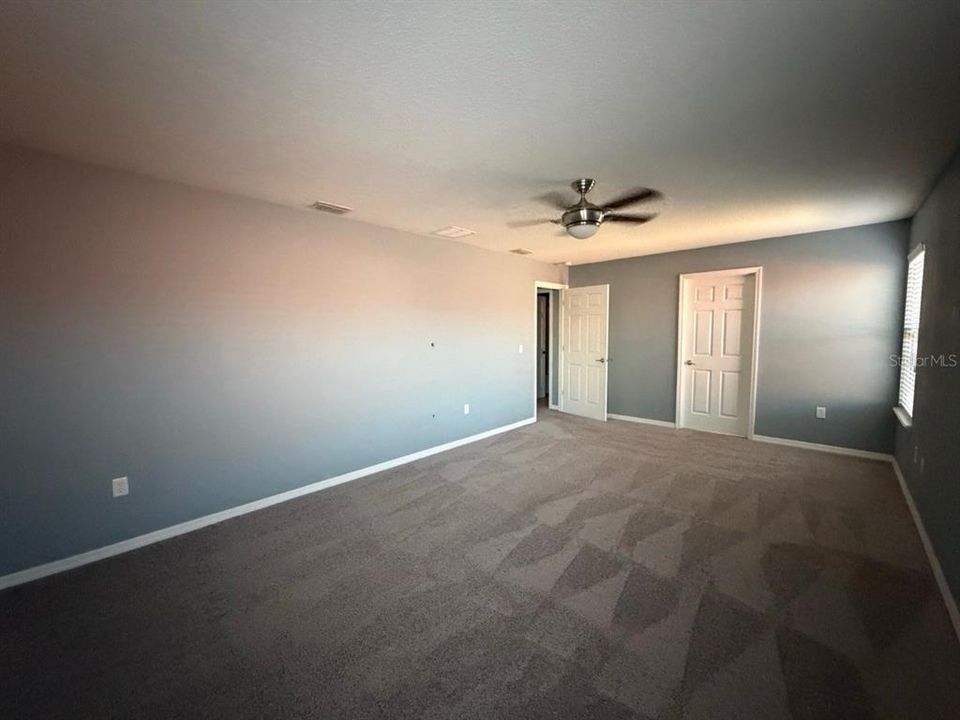 En Renta: $2,900 (5 camas, 4 baños, 2984 Pies cuadrados)