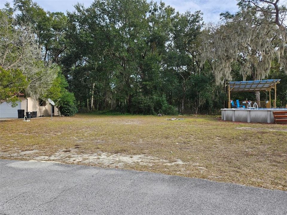 待售: $18,500 (0.21 acres)