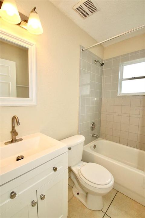 For Sale: $280,000 (3 beds, 2 baths, 1156 Square Feet)