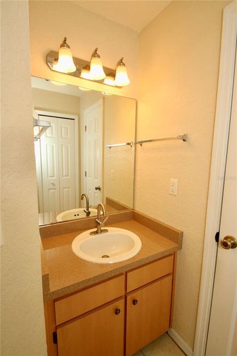 For Sale: $280,000 (3 beds, 2 baths, 1156 Square Feet)