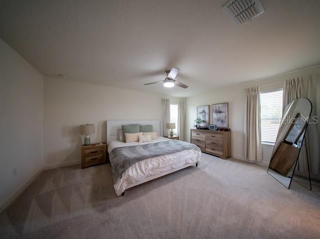 For Sale: $532,000 (4 beds, 3 baths, 2425 Square Feet)