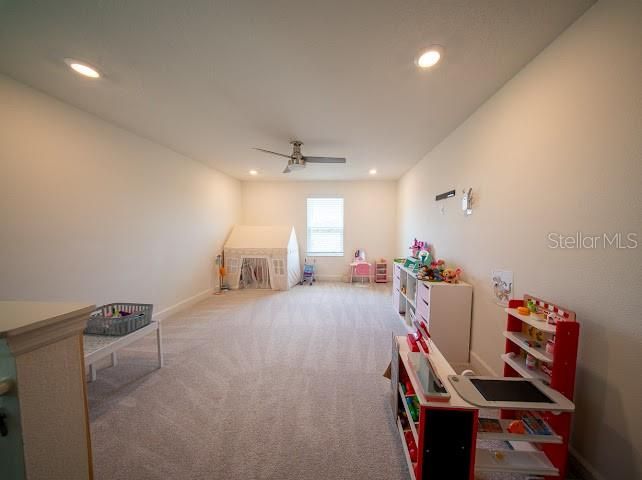 For Sale: $532,000 (4 beds, 3 baths, 2425 Square Feet)