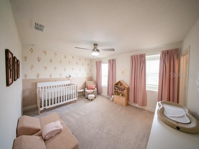 For Sale: $532,000 (4 beds, 3 baths, 2425 Square Feet)