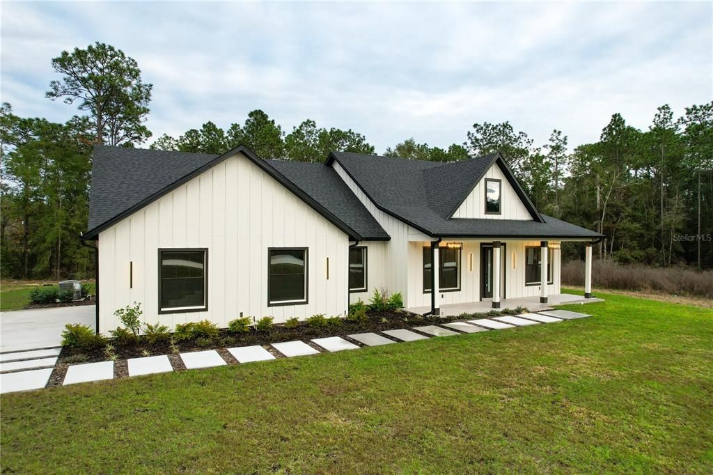 На продажу: $695,000 (4 спален, 3 ванн, 2519 Квадратных фут)