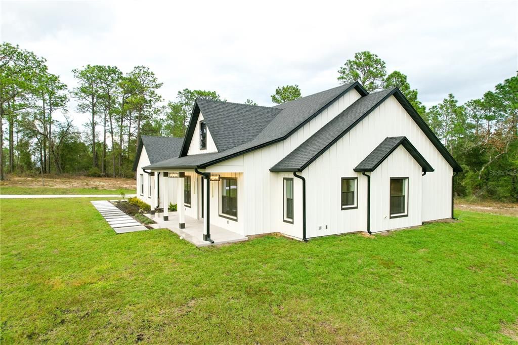 На продажу: $695,000 (4 спален, 3 ванн, 2519 Квадратных фут)