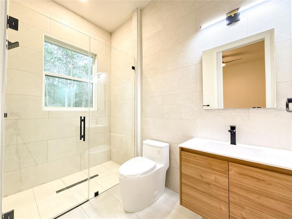 На продажу: $695,000 (4 спален, 3 ванн, 2519 Квадратных фут)