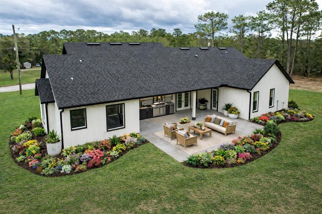 На продажу: $695,000 (4 спален, 3 ванн, 2519 Квадратных фут)