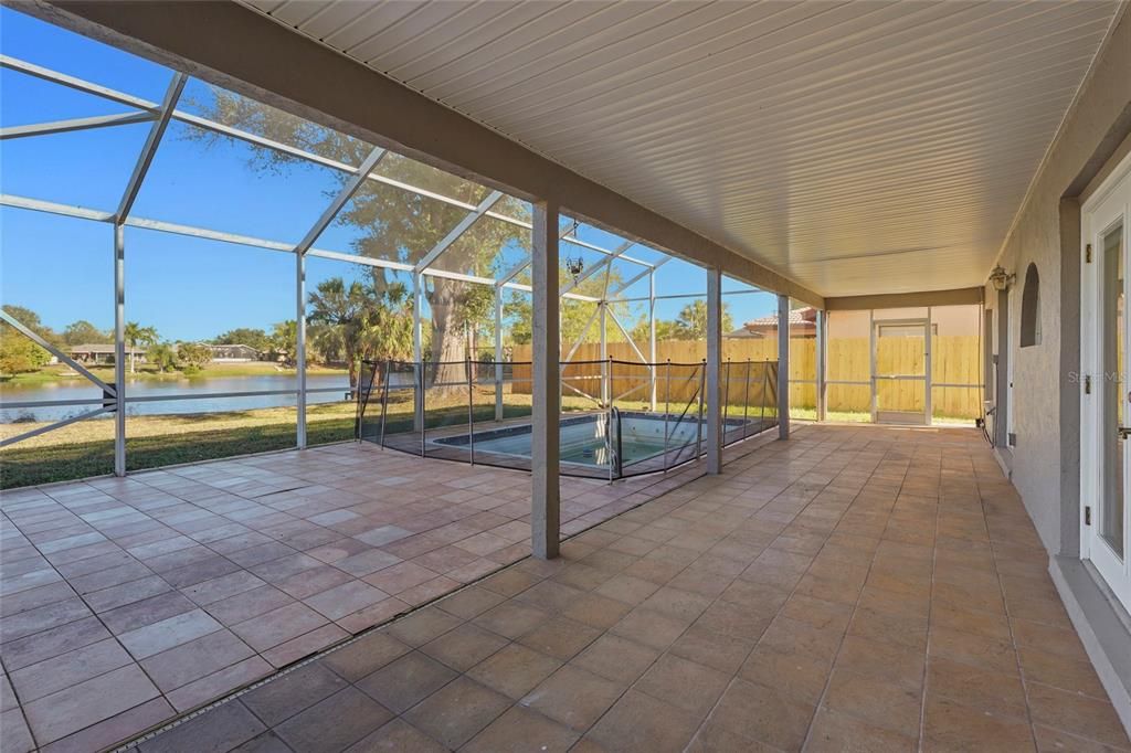 待售: $399,000 (3 贝兹, 2 浴室, 2854 平方英尺)