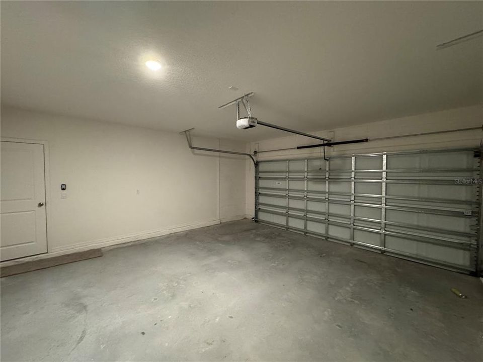 На продажу: $350,990 (4 спален, 2 ванн, 2284 Квадратных фут)