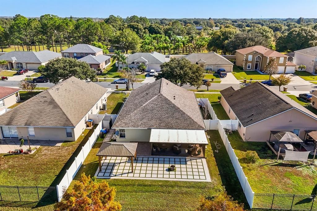 En Renta: $2,895 (4 camas, 2 baños, 1945 Pies cuadrados)