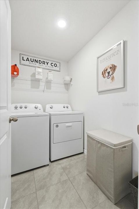 For Sale: $434,900 (4 beds, 3 baths, 2435 Square Feet)