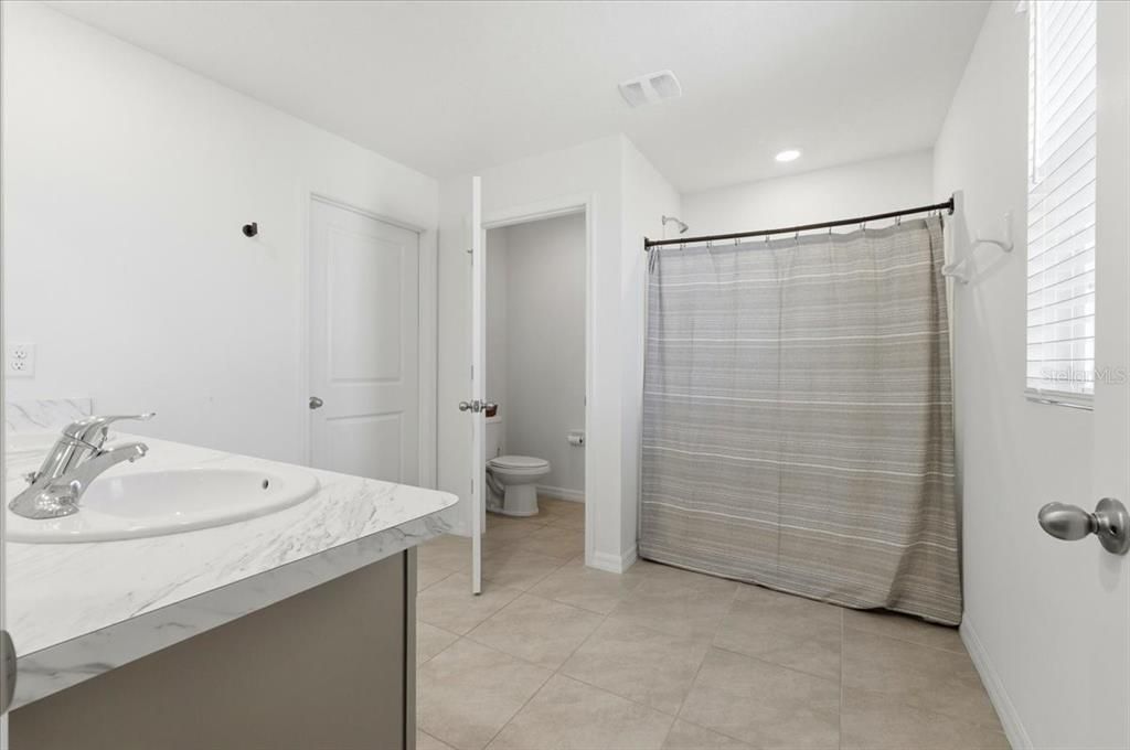 For Sale: $434,900 (4 beds, 3 baths, 2435 Square Feet)