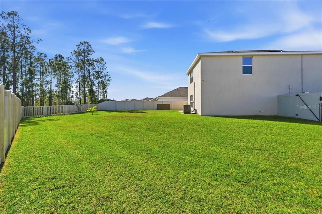 For Sale: $434,900 (4 beds, 3 baths, 2435 Square Feet)