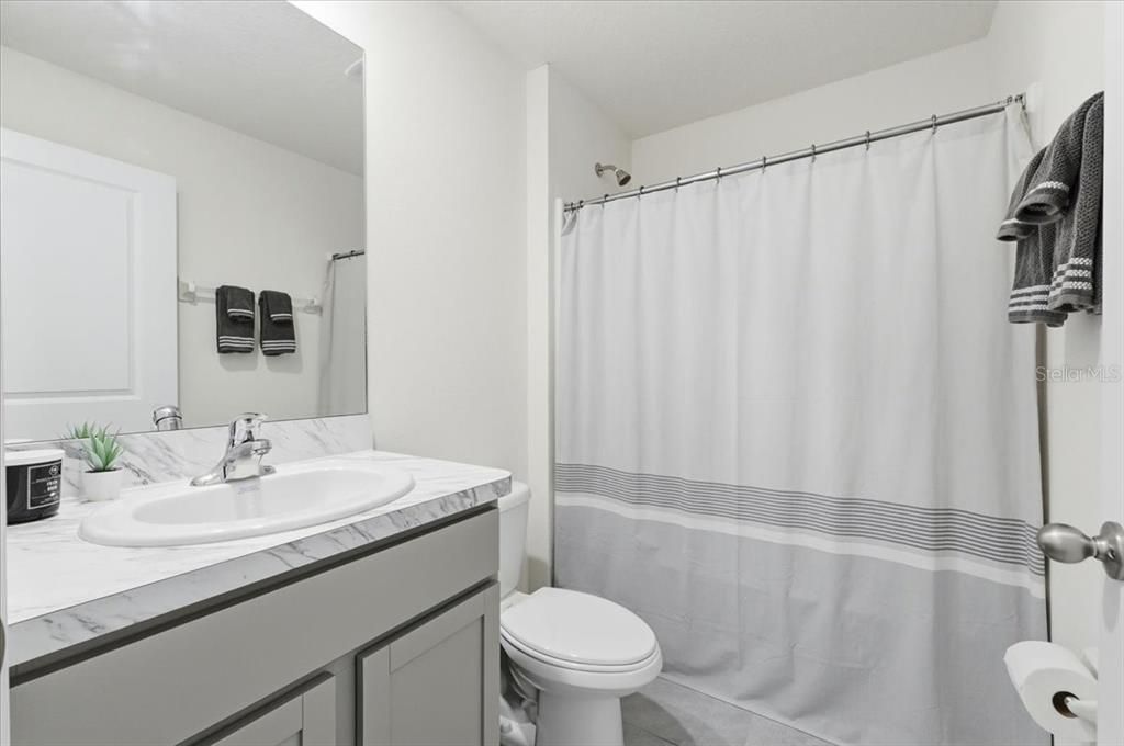 For Sale: $434,900 (4 beds, 3 baths, 2435 Square Feet)