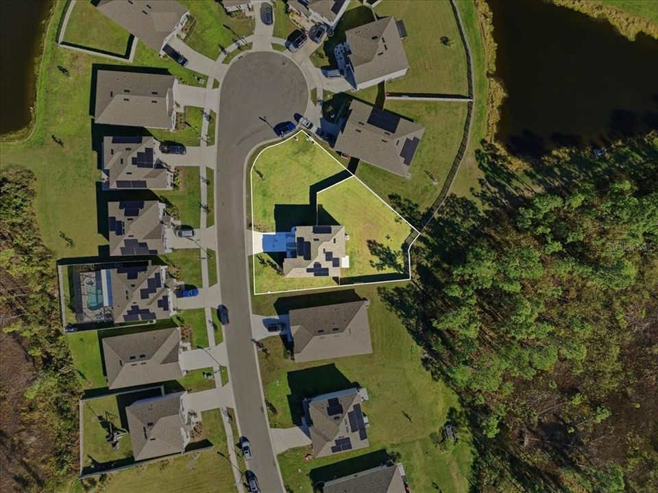 For Sale: $434,900 (4 beds, 3 baths, 2435 Square Feet)