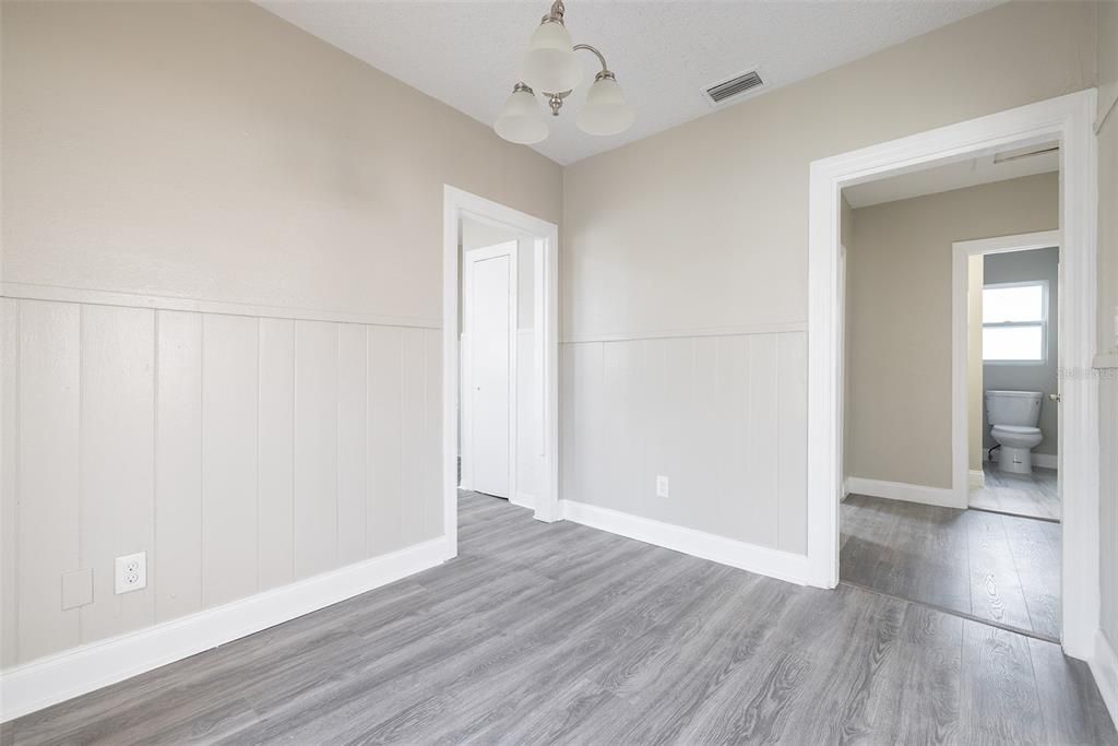 出租: $1,995 (2 贝兹, 1 浴室, 991 平方英尺)