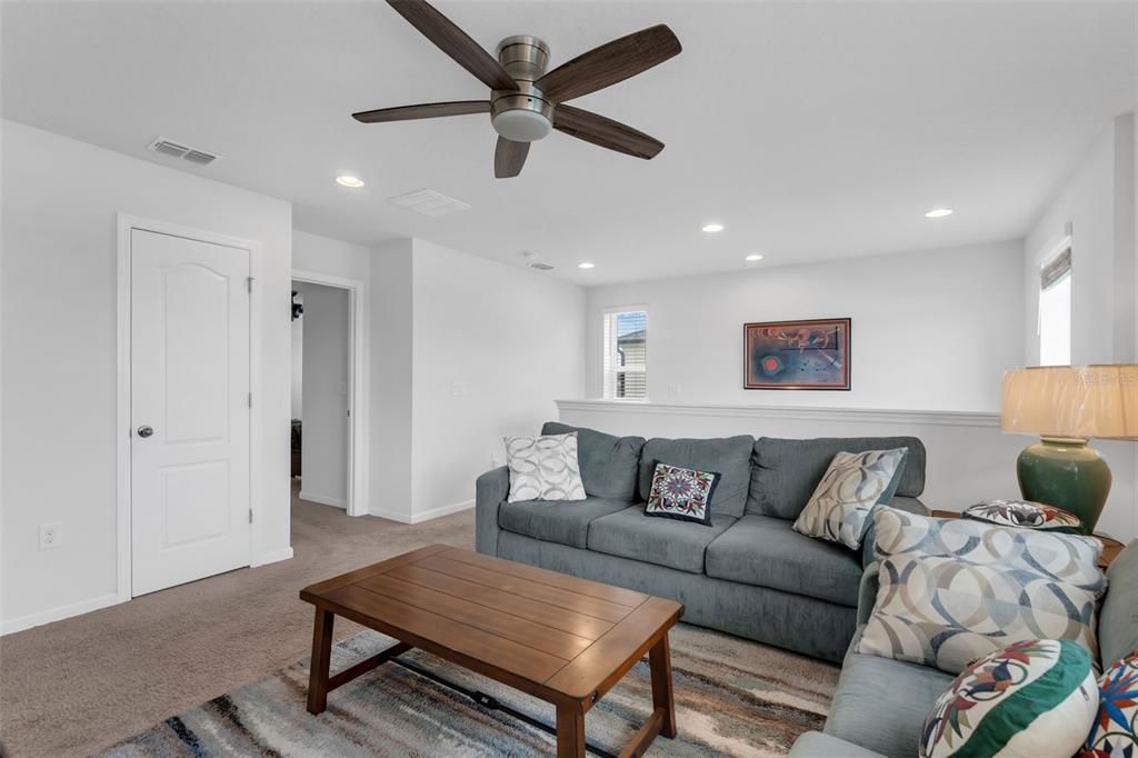 For Sale: $395,000 (3 beds, 2 baths, 1875 Square Feet)