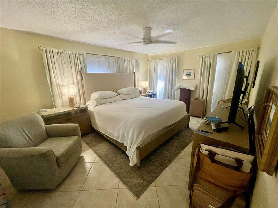 出租: $2,495 (3 贝兹, 2 浴室, 1480 平方英尺)