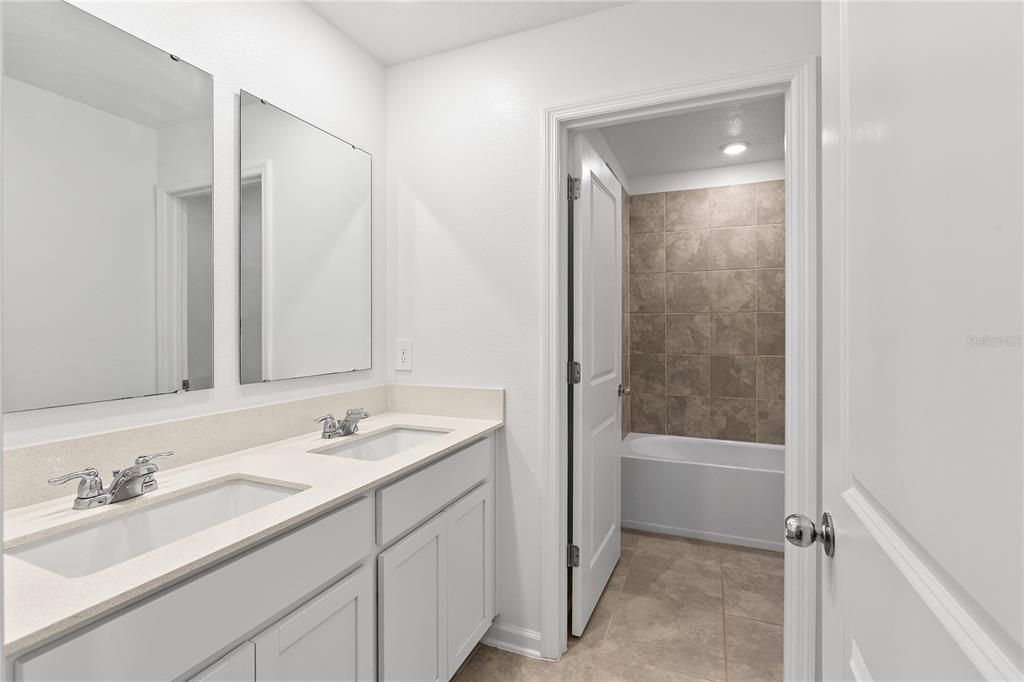 For Sale: $460,000 (5 beds, 2 baths, 2388 Square Feet)