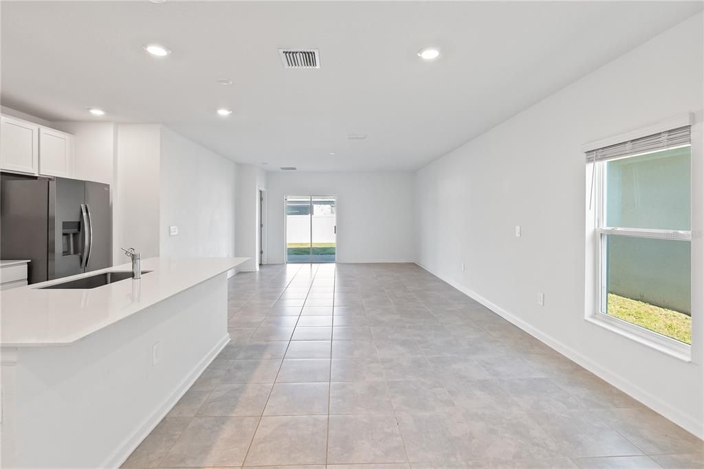 For Sale: $460,000 (5 beds, 2 baths, 2388 Square Feet)