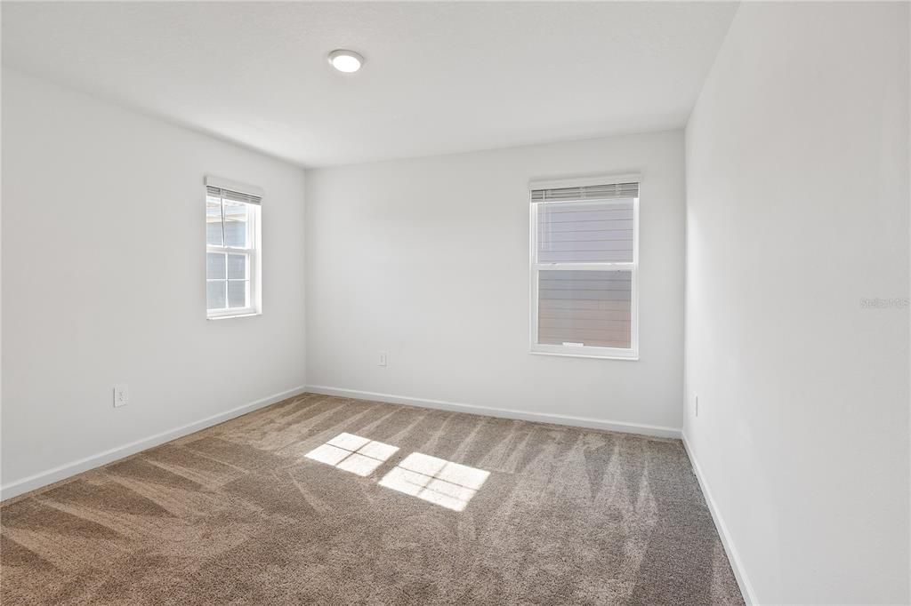 For Sale: $460,000 (5 beds, 2 baths, 2388 Square Feet)