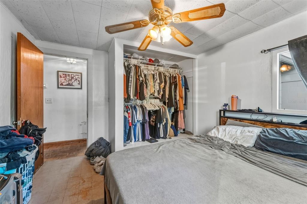 For Sale: $470,000 (5 beds, 0 baths, 1528 Square Feet)