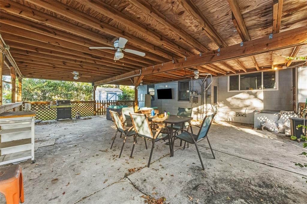 For Sale: $470,000 (5 beds, 0 baths, 1528 Square Feet)