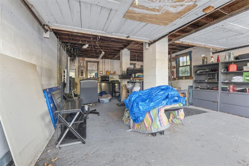 For Sale: $470,000 (5 beds, 0 baths, 1528 Square Feet)