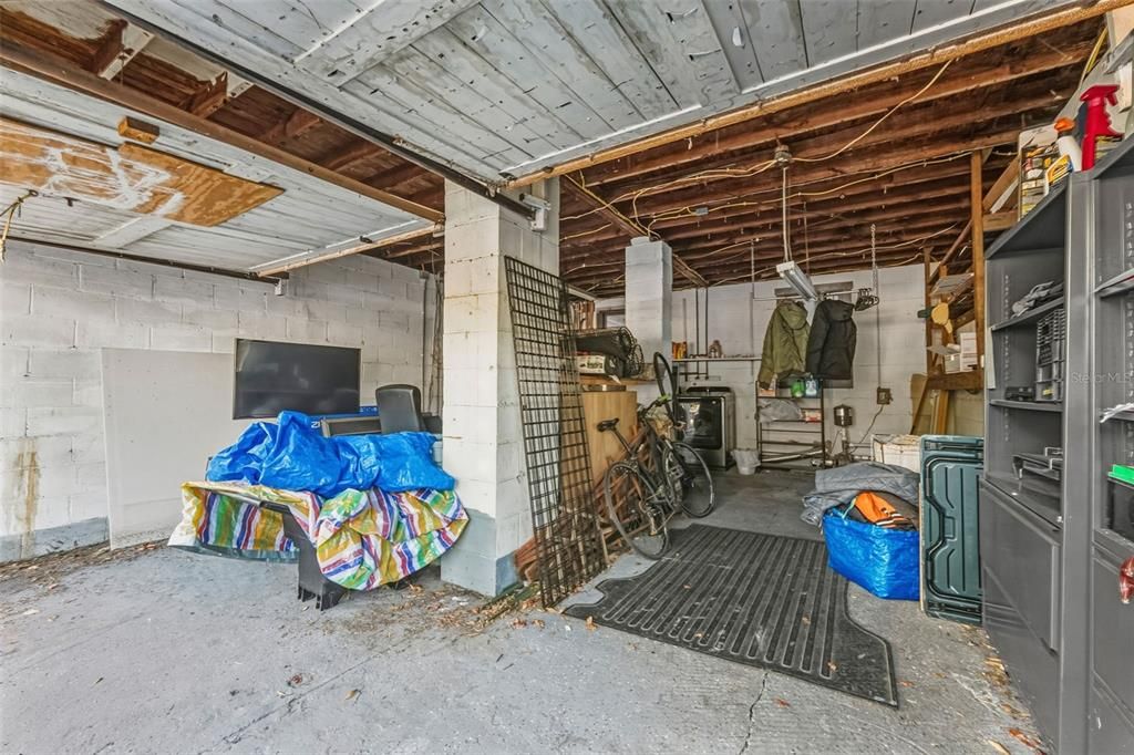 For Sale: $470,000 (5 beds, 0 baths, 1528 Square Feet)