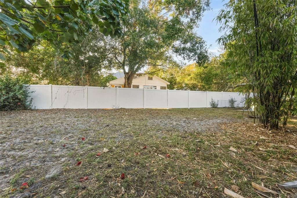 For Sale: $470,000 (5 beds, 0 baths, 1528 Square Feet)