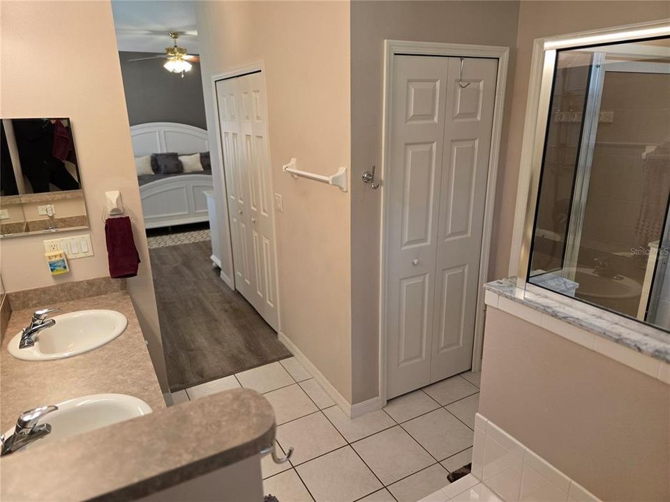 待售: $374,900 (3 贝兹, 2 浴室, 1893 平方英尺)