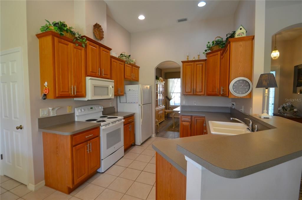 待售: $374,900 (3 贝兹, 2 浴室, 1893 平方英尺)