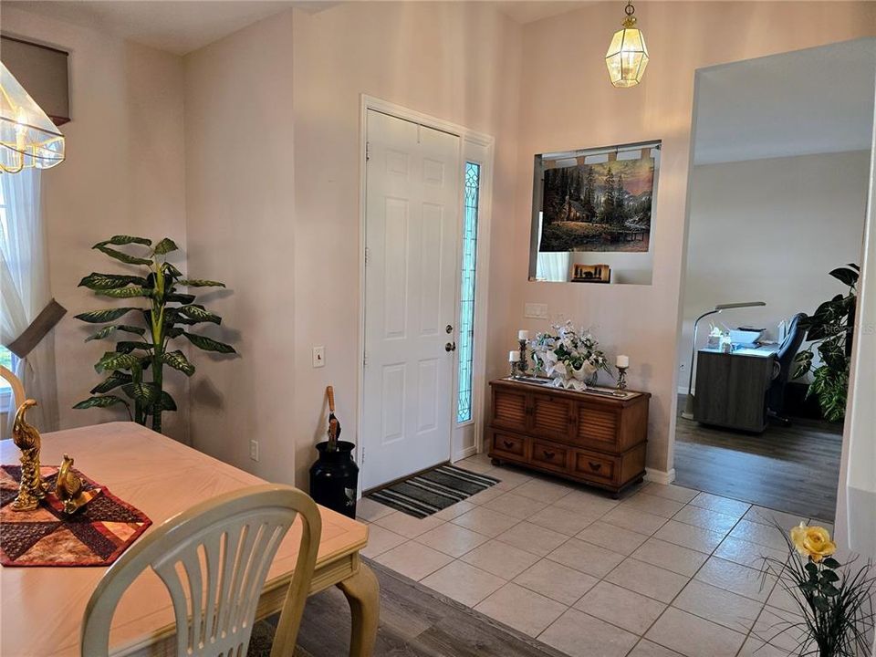 待售: $374,900 (3 贝兹, 2 浴室, 1893 平方英尺)