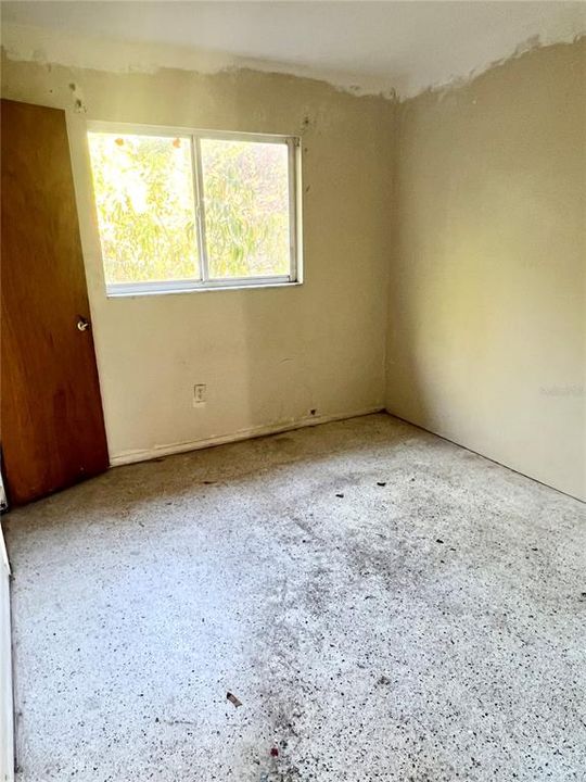 Activo con contrato: $200,000 (4 camas, 1 baños, 1382 Pies cuadrados)