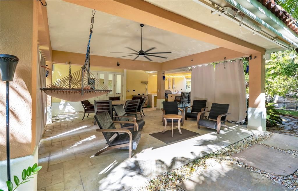 На продажу: $12,995,000 (6 спален, 6 ванн, 7000 Квадратных фут)