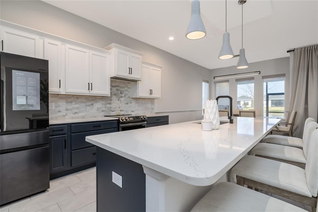 На продажу: $545,000 (3 спален, 2 ванн, 1908 Квадратных фут)