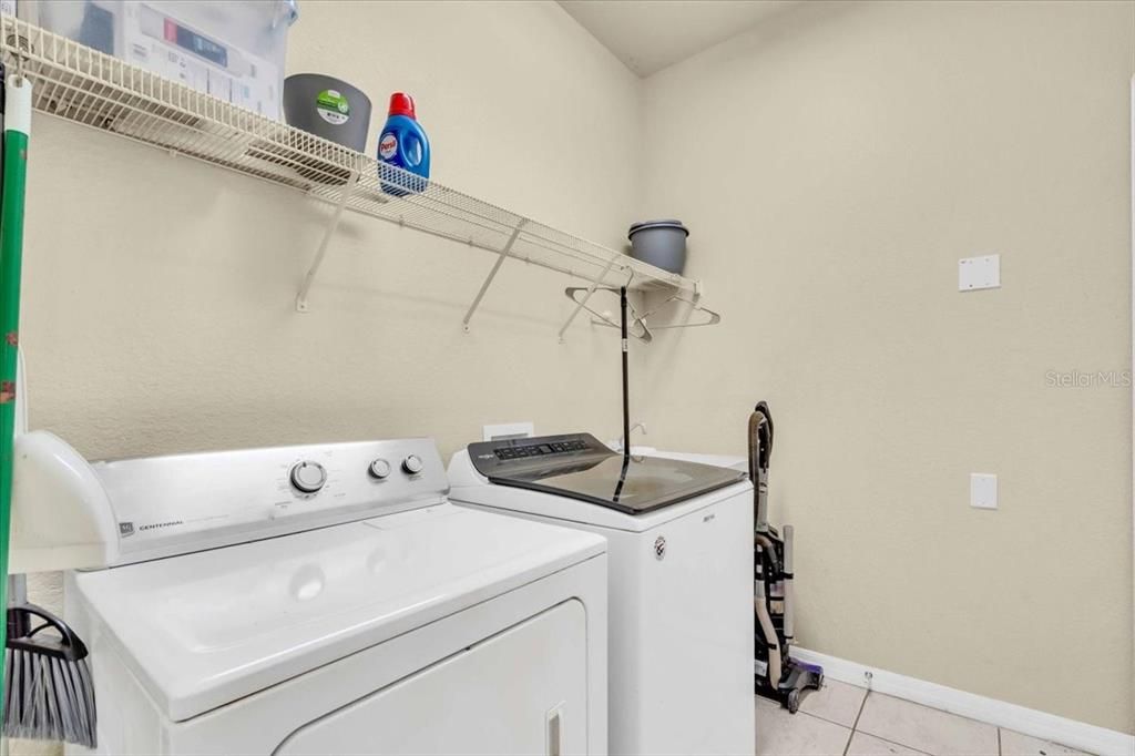 En Renta: $2,000 (3 camas, 2 baños, 1840 Pies cuadrados)