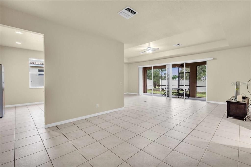 En Renta: $2,000 (3 camas, 2 baños, 1840 Pies cuadrados)