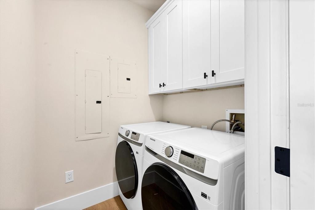 待售: $3,595,000 (4 贝兹, 3 浴室, 3166 平方英尺)