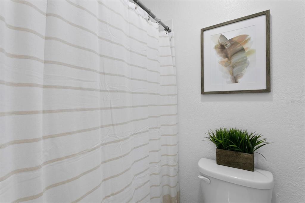 В аренду: $5,000 (4 спален, 3 ванн, 2006 Квадратных фут)