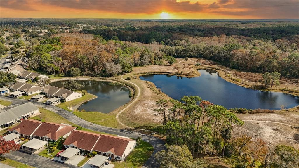 待售: $195,000 (2 贝兹, 2 浴室, 884 平方英尺)