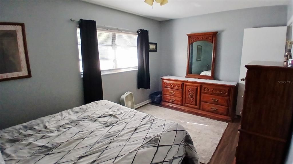 En Venta: $215,000 (2 camas, 1 baños, 1240 Pies cuadrados)