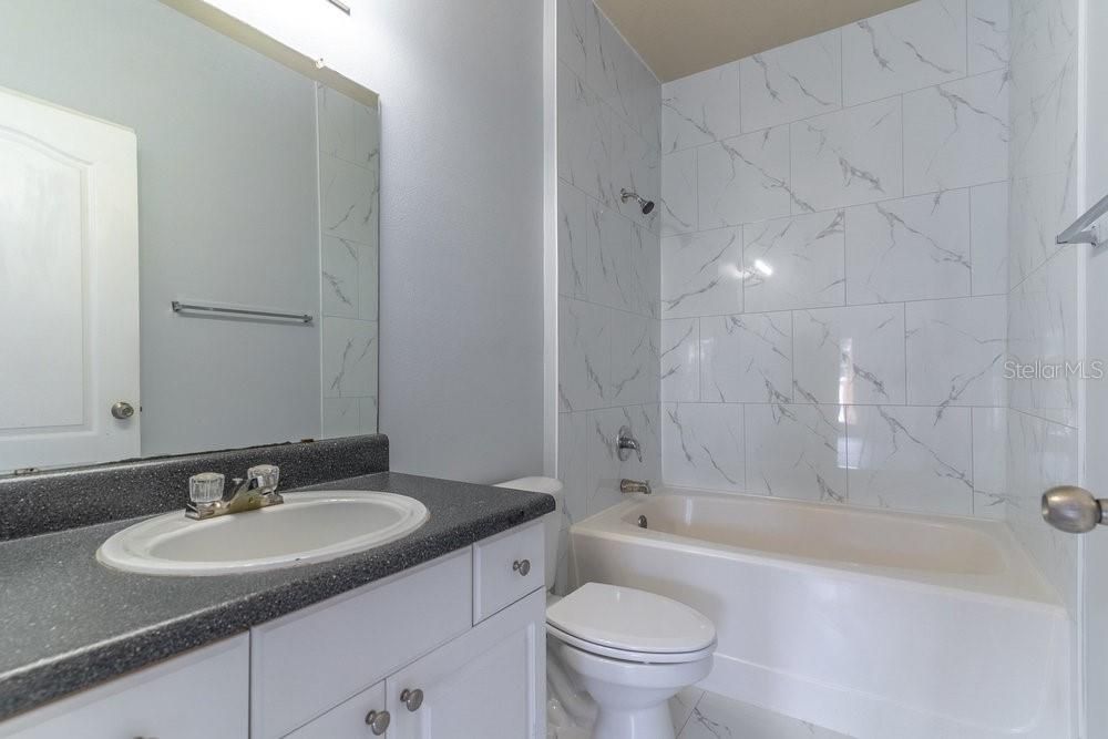 待售: $234,900 (2 贝兹, 2 浴室, 1076 平方英尺)