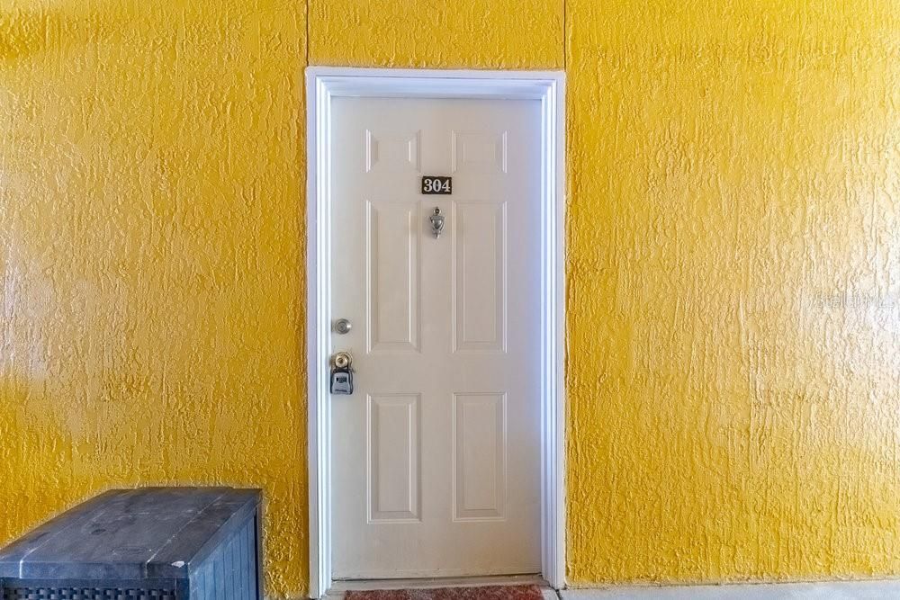 待售: $234,900 (2 贝兹, 2 浴室, 1076 平方英尺)