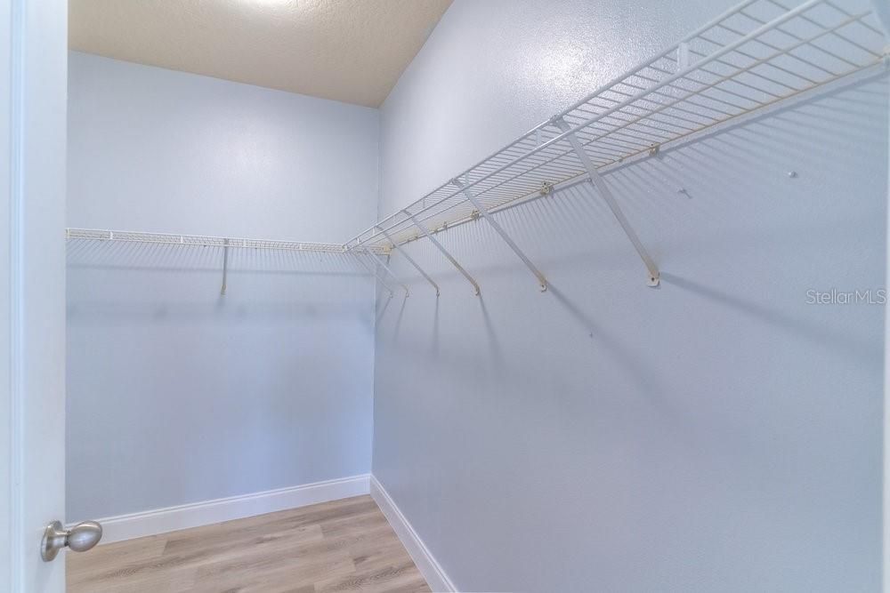 待售: $234,900 (2 贝兹, 2 浴室, 1076 平方英尺)