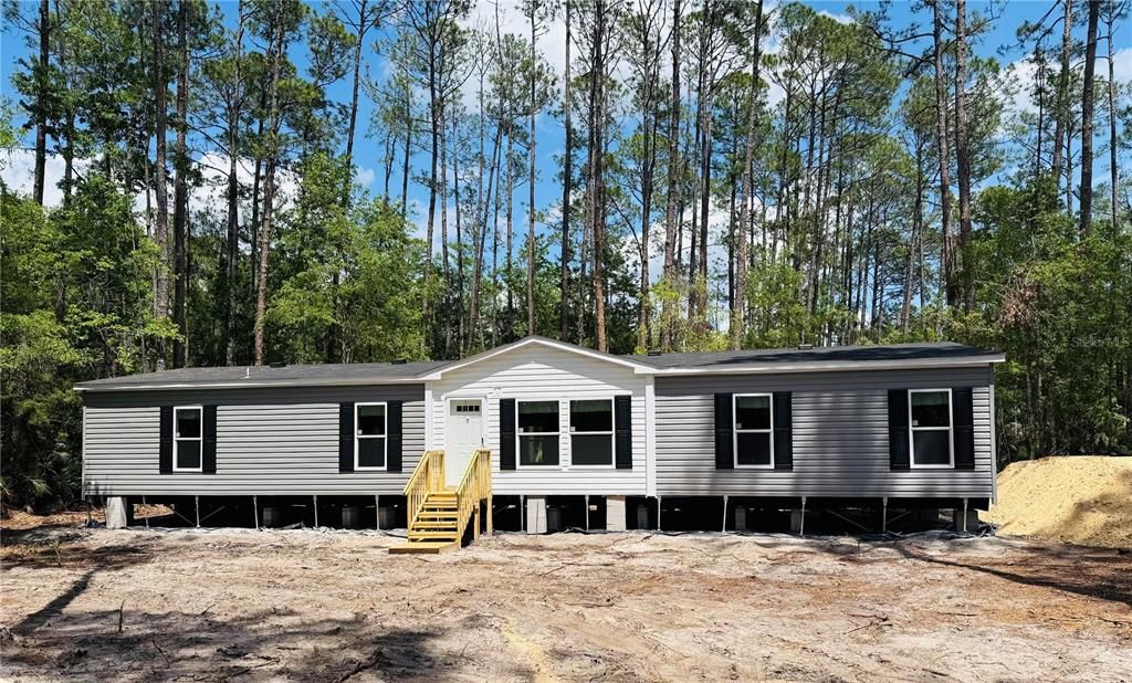 For Sale: $269,900 (4 beds, 2 baths, 1800 Square Feet)