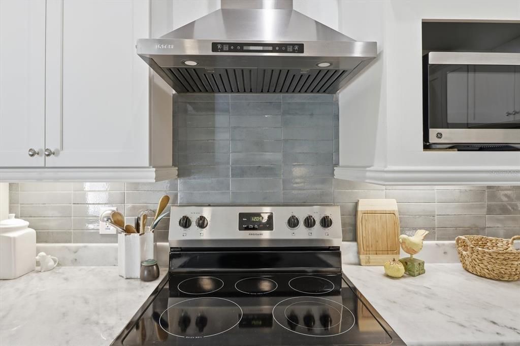 На продажу: $529,000 (3 спален, 2 ванн, 1982 Квадратных фут)