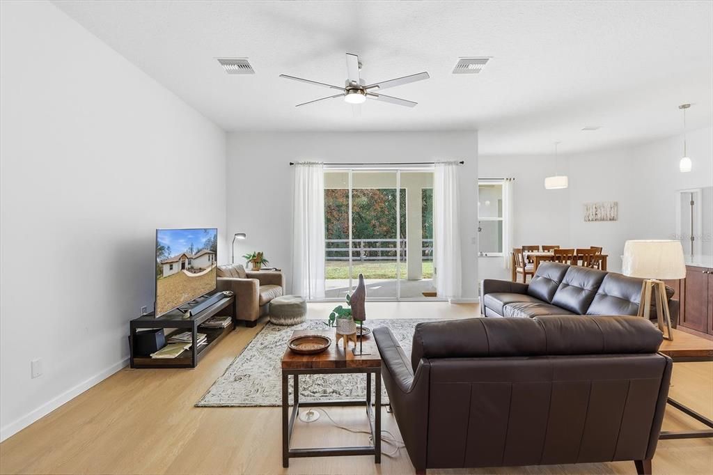 На продажу: $529,000 (3 спален, 2 ванн, 1982 Квадратных фут)