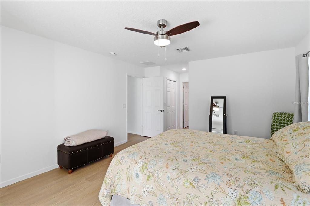 На продажу: $529,000 (3 спален, 2 ванн, 1982 Квадратных фут)